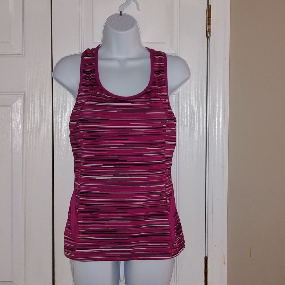 Tek Gear  Racer Back  Athletic  top  Sz L EUC